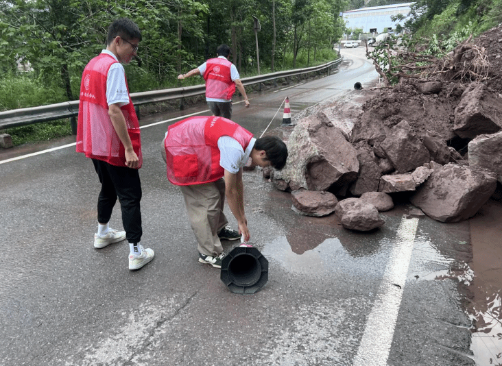 1721722958664481.png 1.png