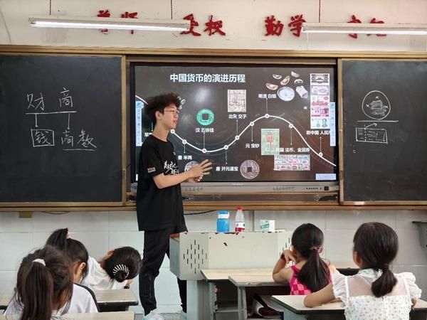 1756017802305621.jpg 382c61cb-fe47-4d90-8baa-596d1533de3c.jpg